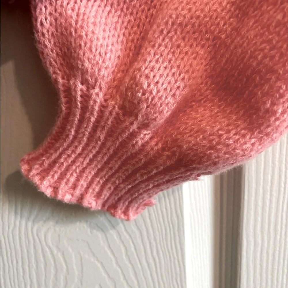 SHEIN Soft Pink Crew Neck Sweater. NEW